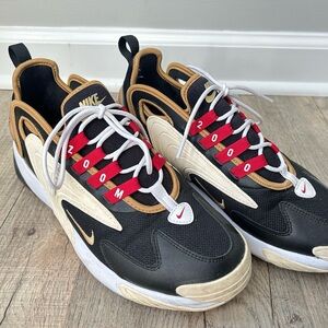 Nike Women's Black and Tan Zoom Shoes
